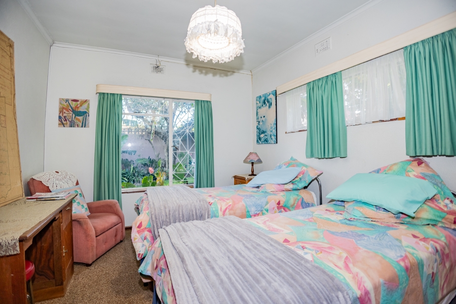 4 Bedroom Property for Sale in Oostersee Western Cape